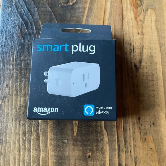 Alexa smart plug NEW - Picture 2 of 2